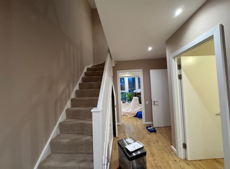 998d301d-bf7e-4146-b8b9-d1c911c0eefa